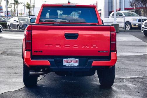 2024 Toyota Tacoma Hybrid TRD Off Road