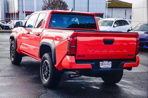 2024 Toyota Tacoma Hybrid TRD Off Road
