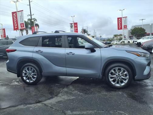 2022 Toyota Highlander Limited