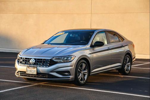 2021 Volkswagen Jetta 1.4T R-Line