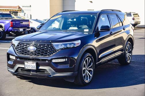 2022 Ford Explorer ST-Line