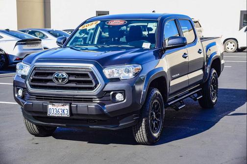 2022 Toyota Tacoma SR5