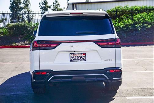 2024 Lexus LX 600 F SPORT