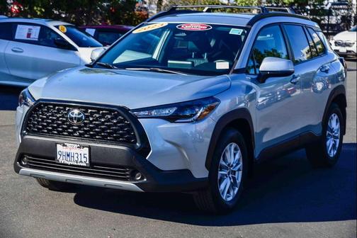 2023 Toyota Corolla Cross LE