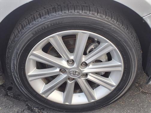 2013 Toyota Camry Hybrid XLE