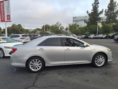 2013 Toyota Camry Hybrid XLE