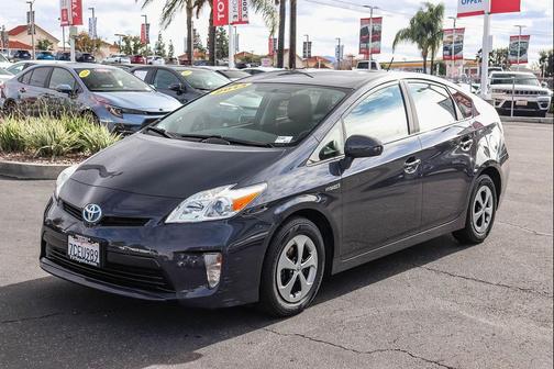 2013 Toyota Prius Three