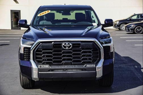 2022 Toyota Tundra SR5