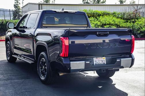 2022 Toyota Tundra SR5