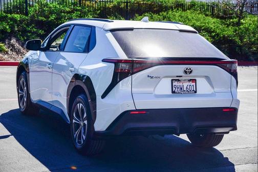 2023 Toyota bZ4X XLE