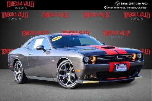 Granite Pearlcoat 2019 Dodge Challenger R/T