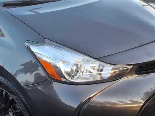 2016 Toyota Prius v Two