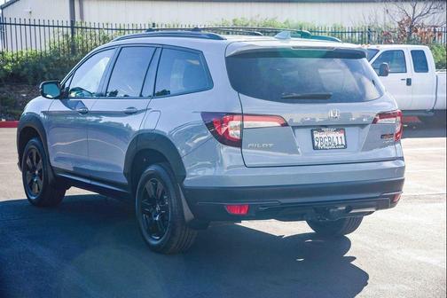 2022 Honda Pilot AWD TrailSport