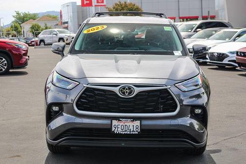 2023 Toyota Highlander LE