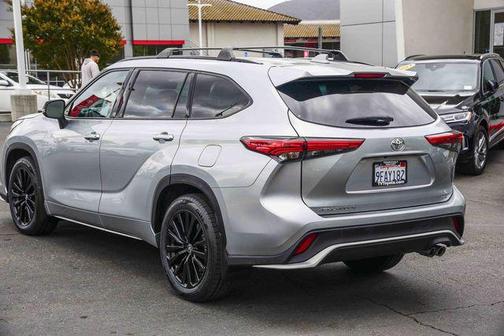 2023 Toyota Highlander XSE