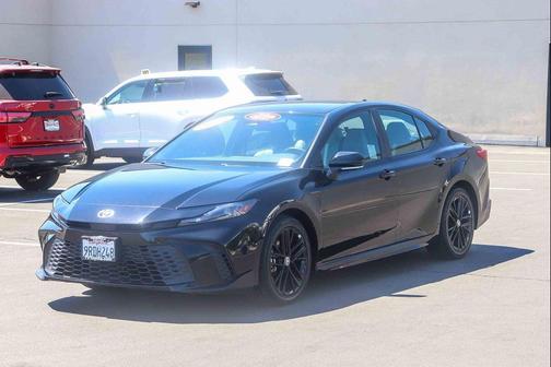 Midnight Black Metallic 2025 Toyota Camry SE