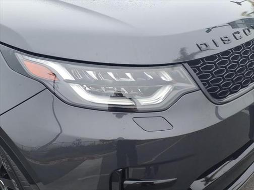 2020 Land Rover Discovery Landmark Edition