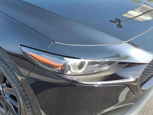 2021 Mazda Mazda3 FWD w/Premium Package