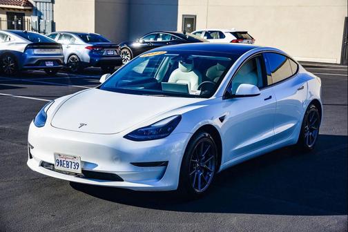 2022 Tesla Model 3 Long Range