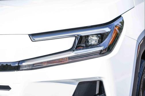 Ice Cap 2026 Toyota RAV4 Plug-In Hybrid SE