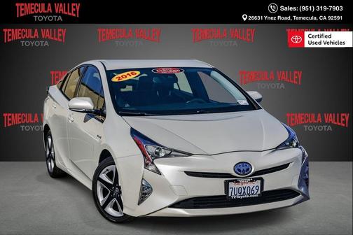2016 Toyota Prius Four Touring