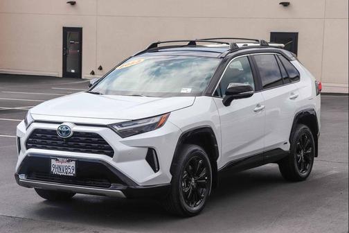 White 2023 Toyota RAV4 Hybrid SE