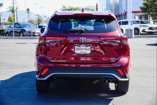 2021 Toyota Highlander XSE