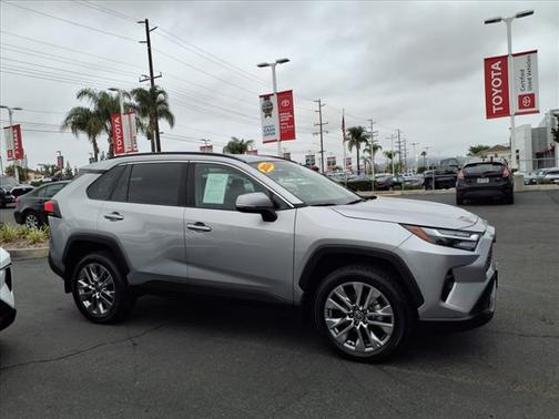 2024 Toyota RAV4 XLE Premium