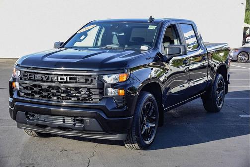 2024 Chevrolet Silverado 1500 Custom