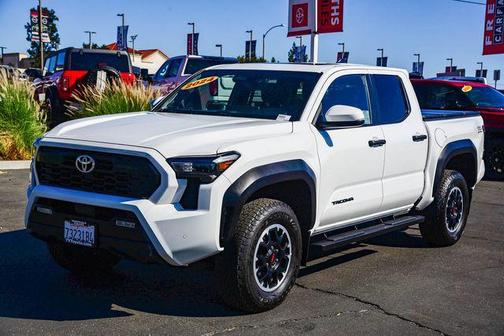 2024 Toyota Tacoma TRD Off-Road