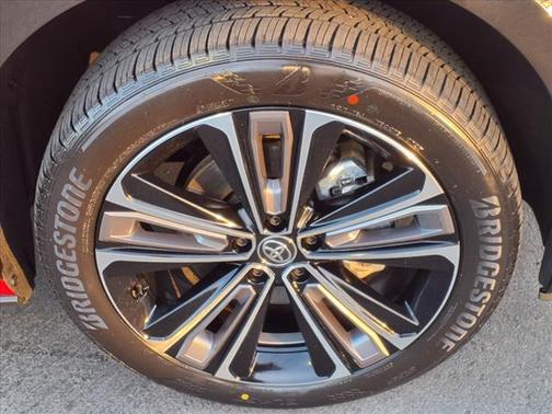 2023 Toyota bZ4X Limited