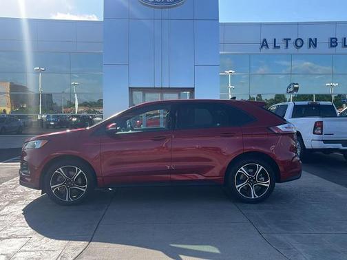 2023 Ford Edge ST