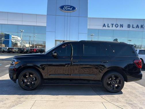 2022 Ford Expedition LIMITED