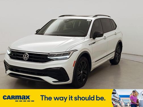 2022 Volkswagen Tiguan SE R-Line Black