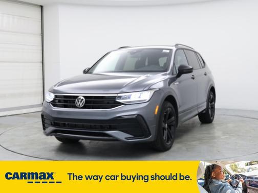 2023 Volkswagen Tiguan SE R-Line Black