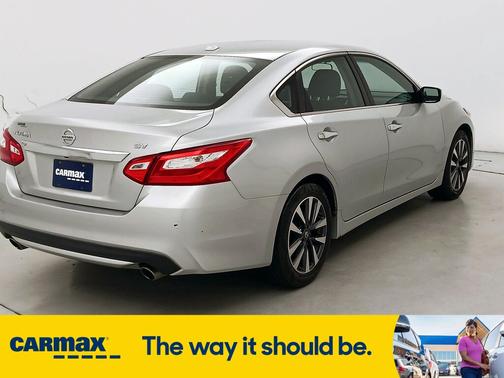 2017 Nissan Altima SV
