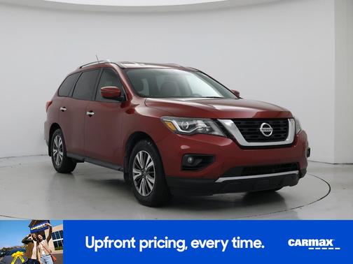 2017 Nissan Pathfinder SV