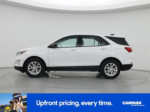 White 2018 Chevrolet Equinox LS