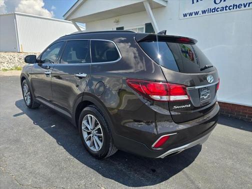 2017 Hyundai SANTA FE SE