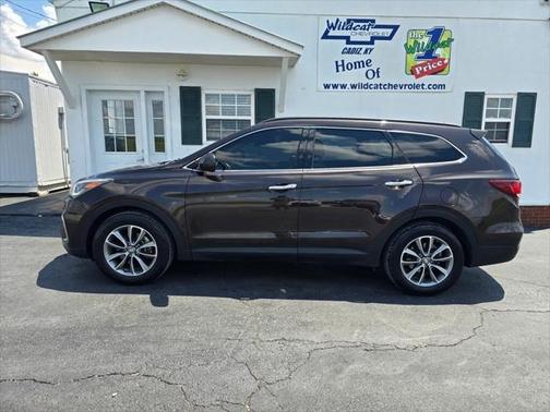 2017 Hyundai SANTA FE SE