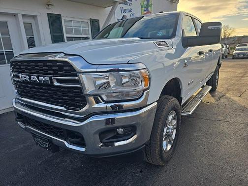 2024 RAM 2500 Big Horn Crew Cab 4x4 8' Box