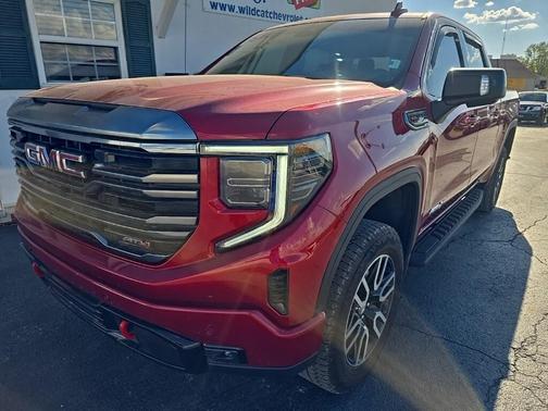 2024 GMC Sierra 1500 AT4