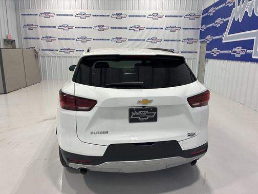 Summit White 2024 Chevrolet Blazer 2LT