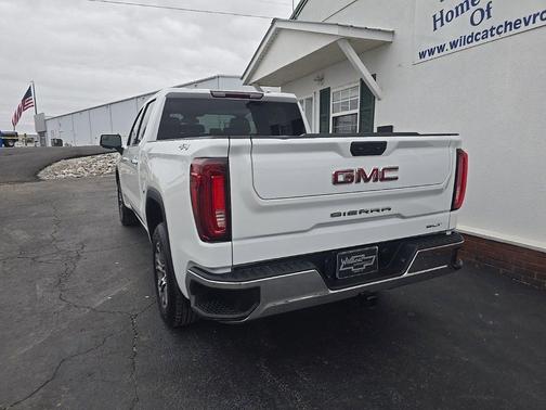 2025 GMC Sierra 1500 SLT