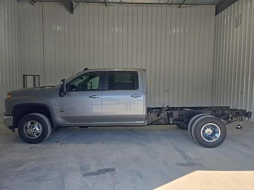 2026 Chevrolet Silverado 3500 LT