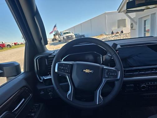 2026 Chevrolet Silverado 3500 LT