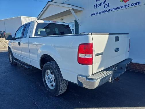 2004 Ford F-150 XLT