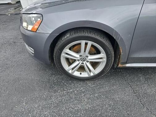 2013 Volkswagen Passat 3.6 SE
