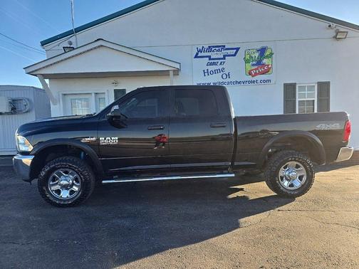 2018 RAM 2500 Tradesman Crew Cab 4x4 6'4' Box