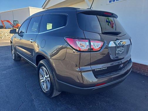 2017 Chevrolet Traverse 2LT